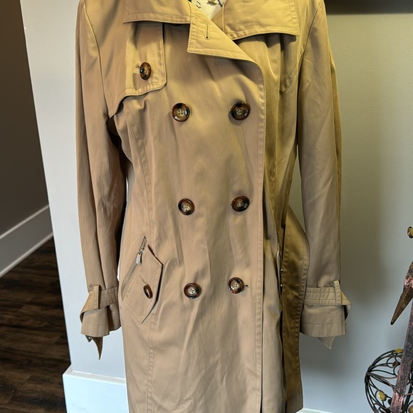 Michaell Kors jacket - Picture 2 of 13